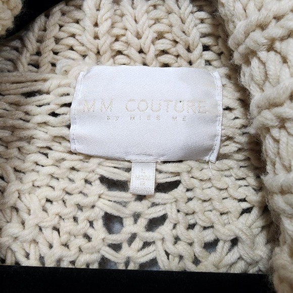 Miss Me Womens‎ Sweater Cardigan Beige Large Button Front Boho Style Short - Picture 2 of 7